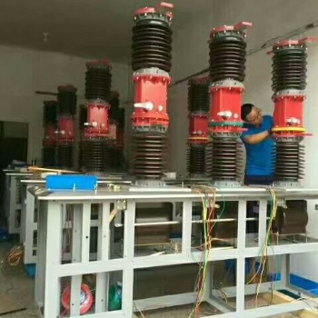 户外六氟化硫高压断路器LW36-40·5/1600-25祝捷