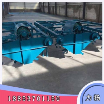 发酵床翻抛机工作时间 禽畜厂异位发酵床应用要点