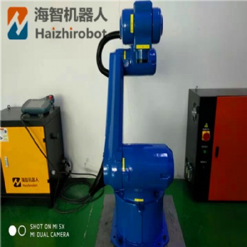 海智喷枪喷油设备，省内机器人排名，自动化喷枪设备，六轴关节机械手