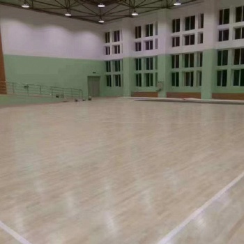运动木地板安装，包头体育馆运动木地板选择品牌胜枫