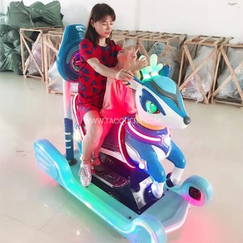 商场公园游乐场儿童轩辕神鹿 喜悦猪猪 发光海豚 亲亲鲨鱼双人 战狼 亲子游乐车