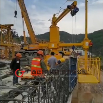 供应新型多功能桥梁检测车定制，雨水管安装