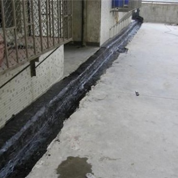 东莞市卫生间漏水维修公司，厂房卫生间渗水补漏工程