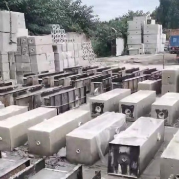 天津水泥路灯基础水泥构件厂，专业生产灯杆预制底座、路灯杆安装基础、水泥底座、检查工井