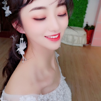 青岛开发区维纳斯化妆纹绣美甲培训