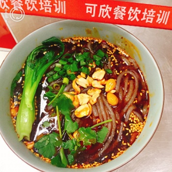 重庆美食正宗的酸辣粉技术培训制作方法学习