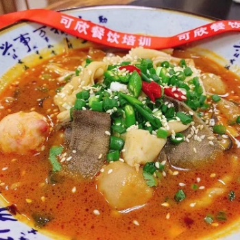 重庆美食特色小吃麻辣烫利润高投资小培训学习