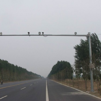 沈阳电警杆，监控杆，八棱杆，——沈阳圣泽丰交通设施