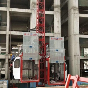 甘肃施工升降机物料提升机sc200/200齿轮式施工电梯