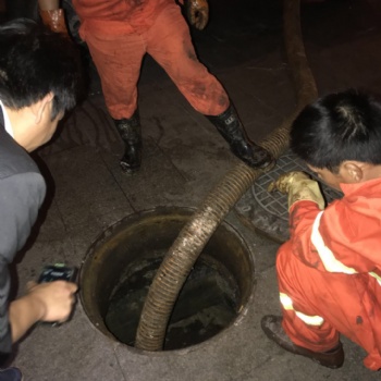 专业疏通各种疑难下水道、专业疏通装修垃圾堵塞的下水道等