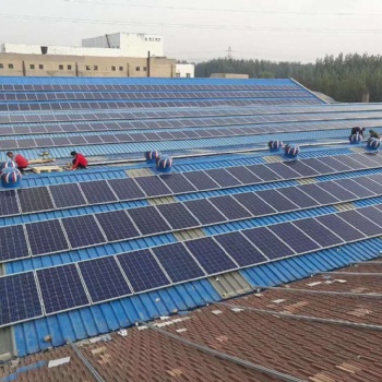 专业太阳能发电板及组件回收