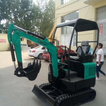 市政工程挖沟挖坑用18型履带挖掘机破碎