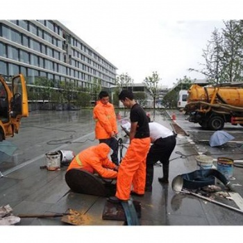 扬州市维扬区下水道疏通抽粪排污管道清洗大型管道清淤