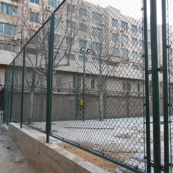 学校操场运动场勾花护栏网