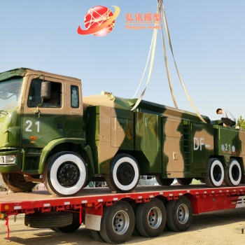 红色国防教育基地军事武器装备主题展