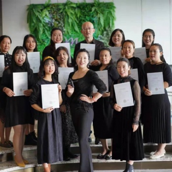国内花艺师培训班学校教花店怎样做好活动方案线上运营策划？和经营管理状况以及成本预算测算