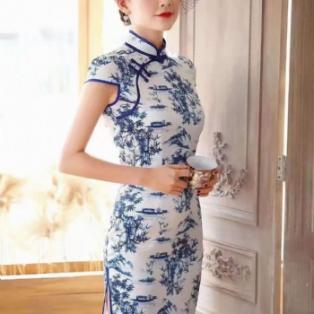 成都服装批发马如龙女士旗袍中国风民族风小礼服源女装折扣