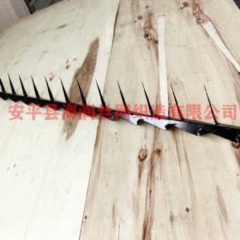 喷塑小号刺钉 工厂院墙防盗防护刺钉 围墙护栏防爬刺钉