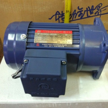 东历（厦门）立体车库升降IPL50-3700-30S3B减速机