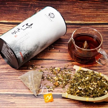 含寄生虫**多的2种蔬菜，没营养还贵，商家自己从不吃
