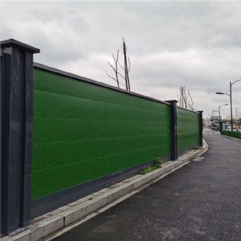 本厂供应建筑围挡，施工围挡，道路围挡，专业生产装配式围挡，彩钢围挡等等