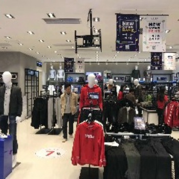 青岛毕设战狼男装货架 无印良品男装货架