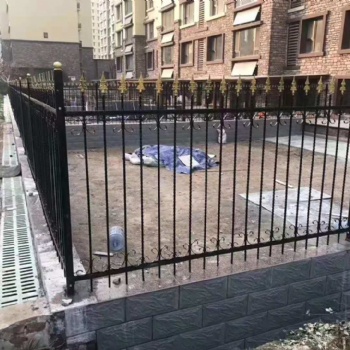 天津加工定做小区铁艺围栏，天津铁艺护栏批发
