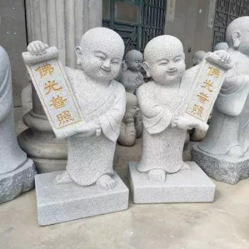 寺院小沙弥雕塑，石质小沙弥，寺院石头小和尚石雕