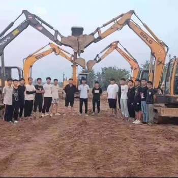巨野挖掘机培训学校巨野叉车培训学校