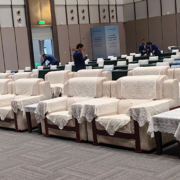 郑州森乐展览帐篷租赁，桌椅租赁，郑州大圆桌租赁，郑州ABM桌租赁